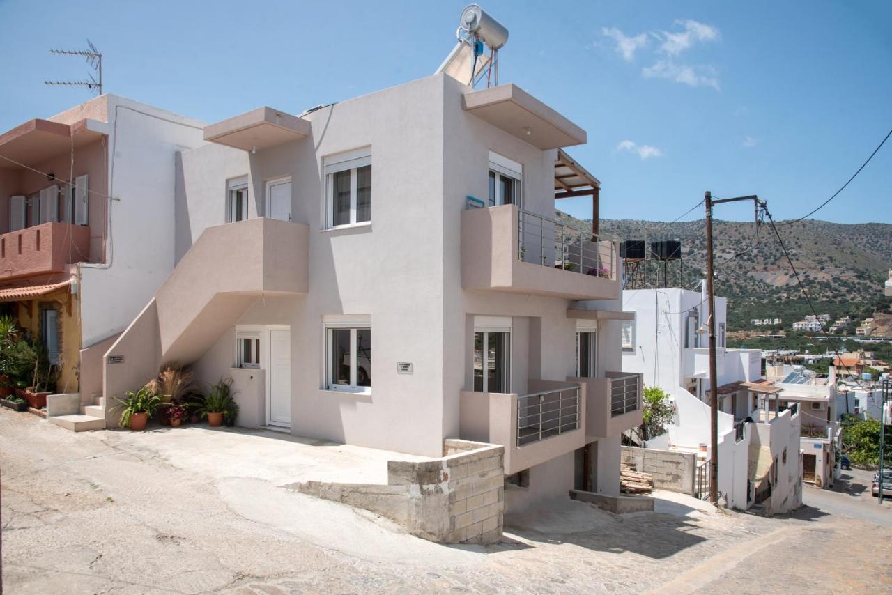E.berdufi Sea View Apartment *